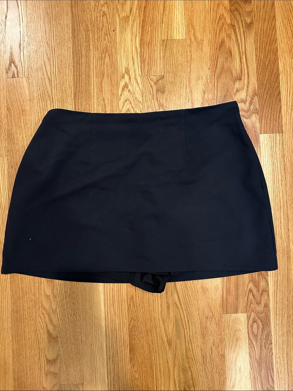 Abercrombie & Fitch Black Mini Skort